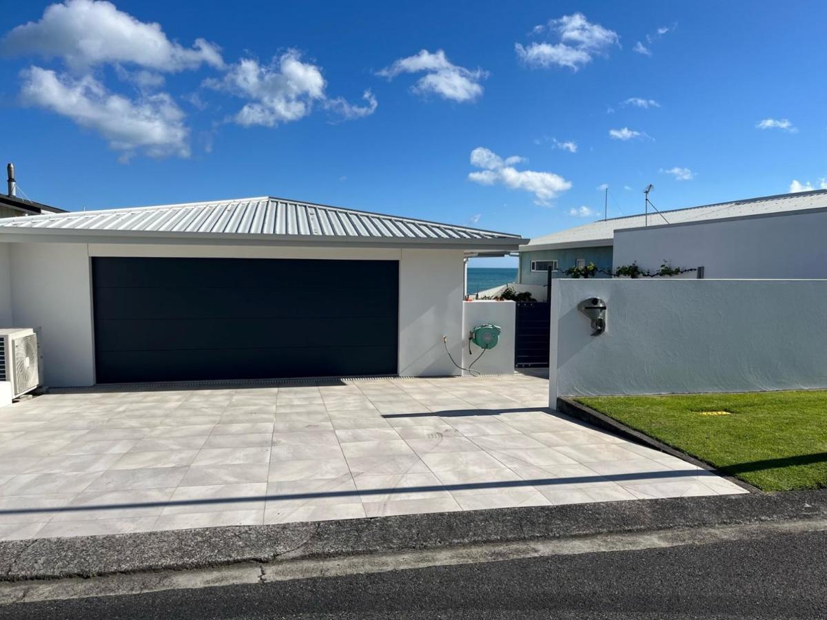 Seaside Wanaka Tce New Plymouth Exterior photo
