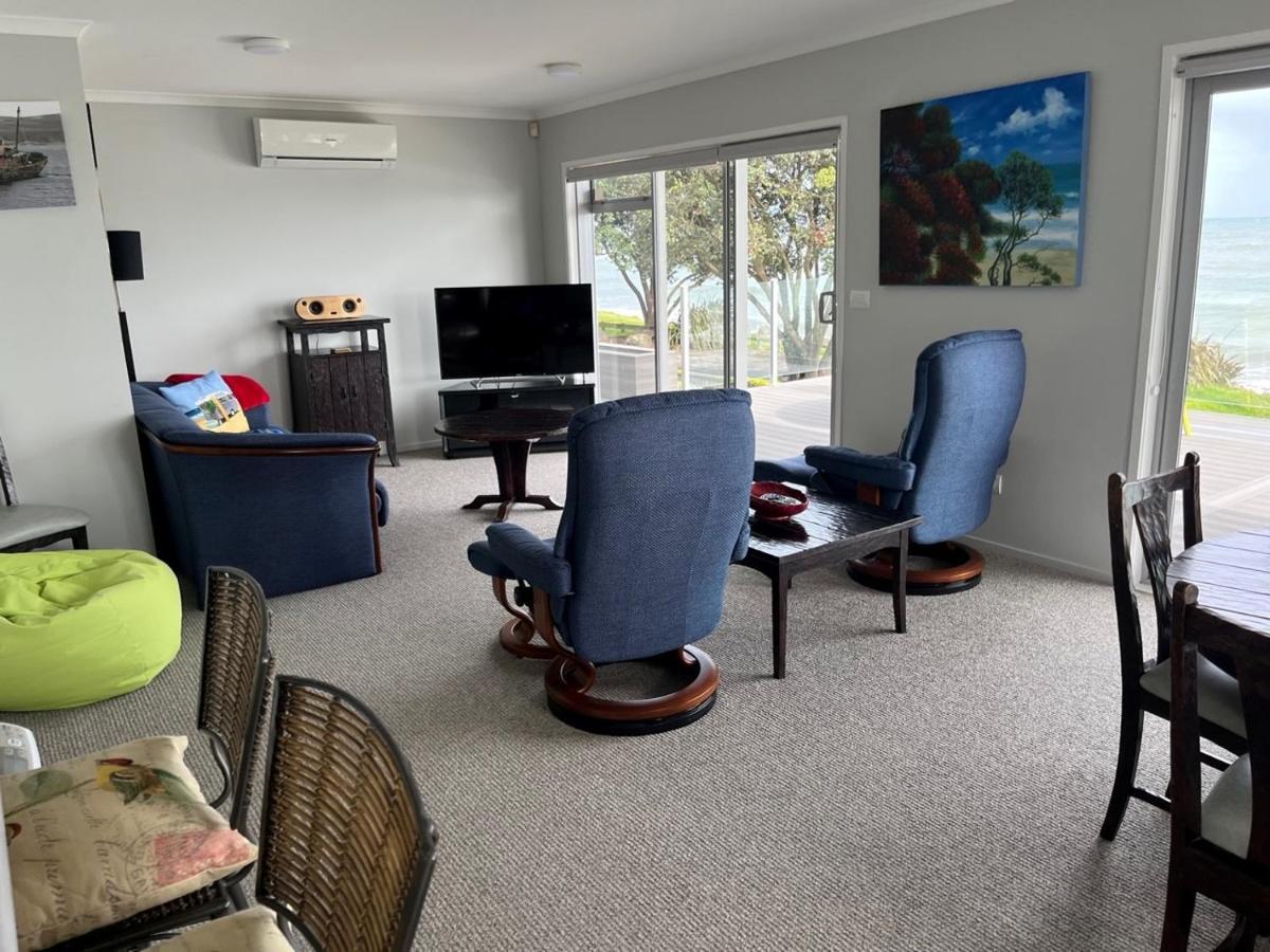 Seaside Wanaka Tce New Plymouth Exterior photo